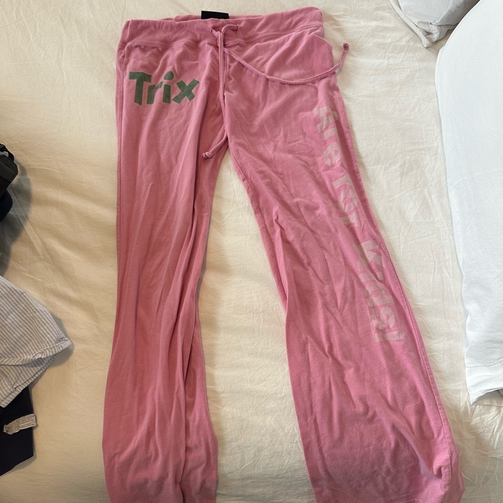 Junk Food TRIX ARE FOR KIDS (small) flare yoga pant